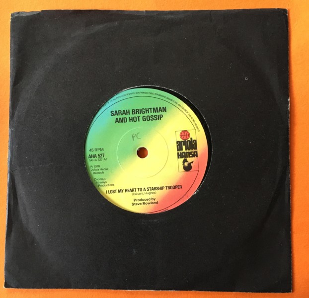 Sarah Brightman & Hot Gossip - I Lost My Heart to a Starship Trooper - Ariola Records 7" 1978