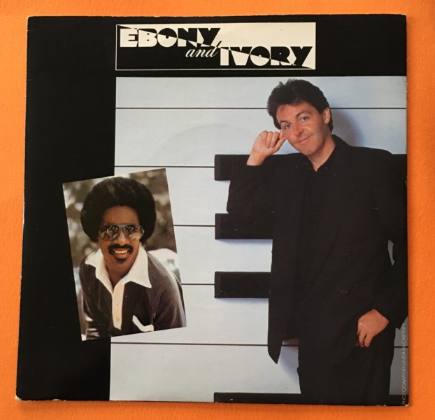Paul McCartney & Stevie Wonder - Ebony & Ivory -Rainclouds- Parlophone Records 7" 1982