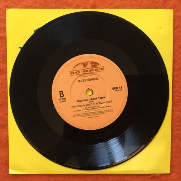 Beats International -Won't Talk About It Remix- Beats International Theme -Go Beat Records 7" -1990 - Image 4