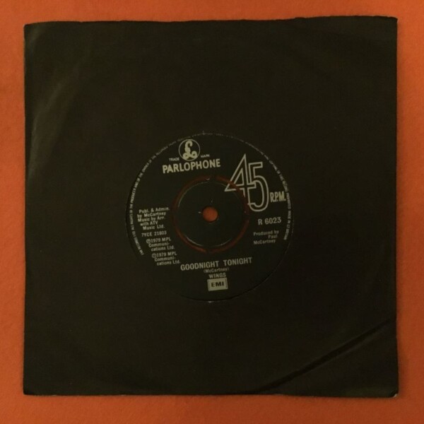 Wings- Goodnight Tonight- Daytime Nightime Suffering- Parlophone Records 7" -1979