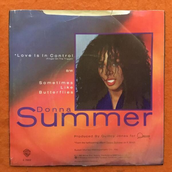 Donna Summer- Love Is In Control -Sometimes Like Butterflies- Warner Records 7" 1982 - Image 2