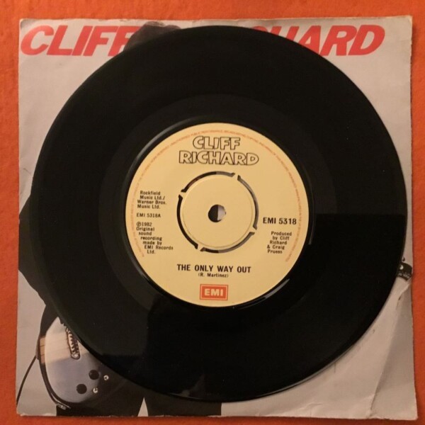 Cliff Richard- The Only Way Out- Under The Influence- EMI Records 7" - 1982 - Image 3