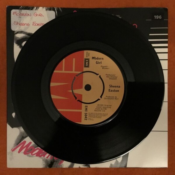 Sheena Easton- Modern Girl- Paradox- EMI Records 7" - 1980 - Image 3