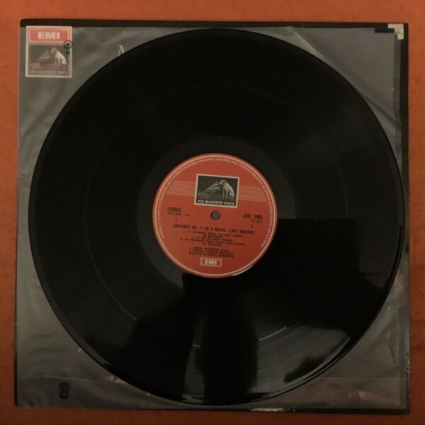 Mozart- Piano Concertos 21 & 27- Daniel Barenboim- English Chamber Orchestra- HMV Records- LP 1967 - Image 3