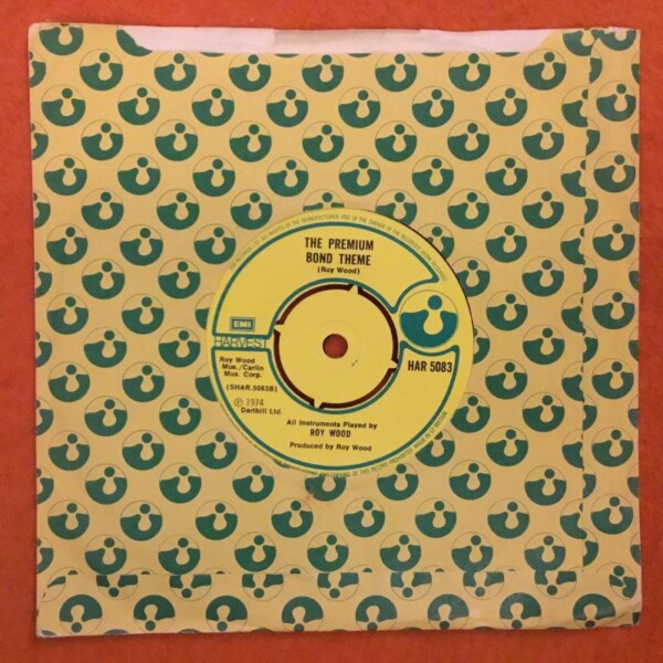 Roy Wood- Goin Down The Road- The Premium Bond Theme- Harvest Records 7" -1974 - Image 2