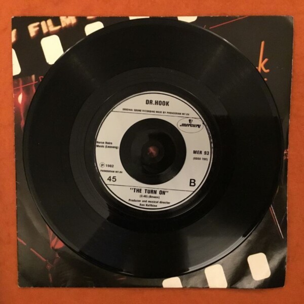 Dr Hook- Baby Makes Her Blue Jeans Talk- Mercury Records 7" - 1982 - Image 4