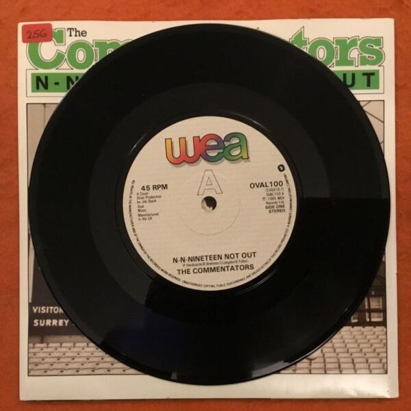The Commentators- N-N-Nineteen Not Out- Second Innings- WEA Records 7" -1985 - Image 3